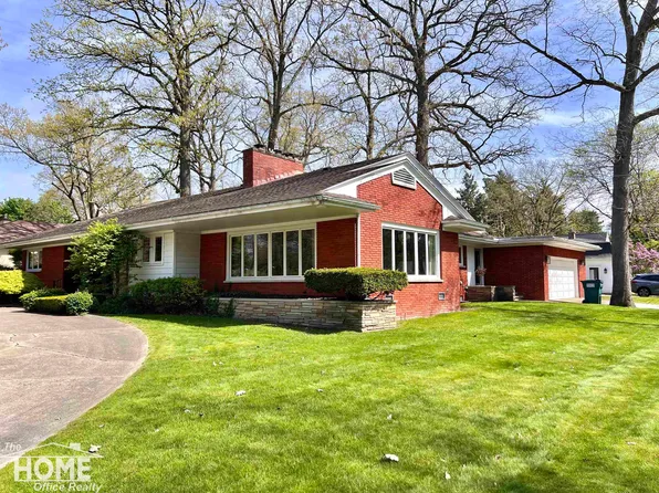 1111 W King St, Owosso, MI 48867