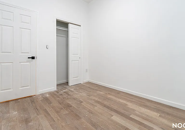 815 Willoughby Ave #1C — Photo 4