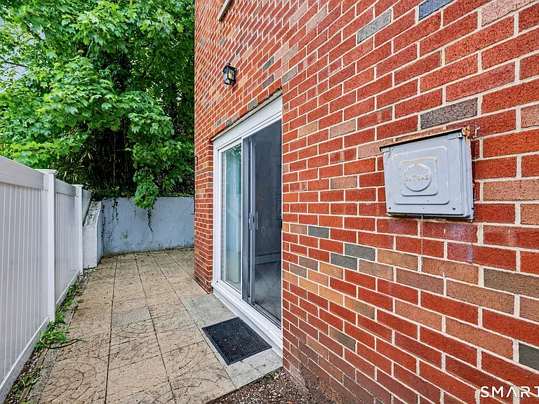77 Webb Ave #8 — Photo 18