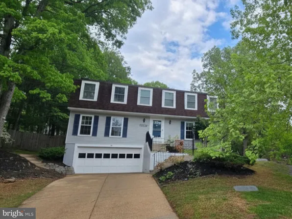 15923 Fairway Dr, Dumfries, VA 22025