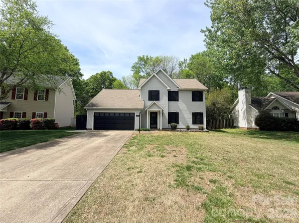 6218 Old Corral St, Charlotte, NC 28277