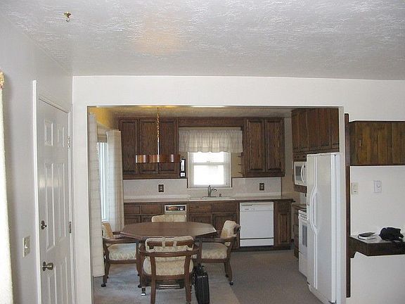 2nd image of 14508 E Broadway Ave