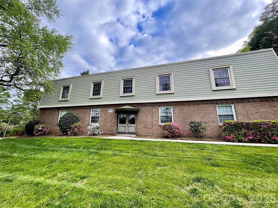 1st image of 2602 Park Rd