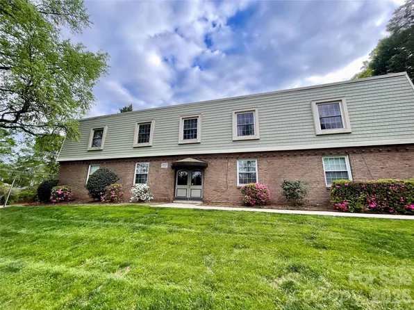2602 Park Rd, Charlotte, NC 28209