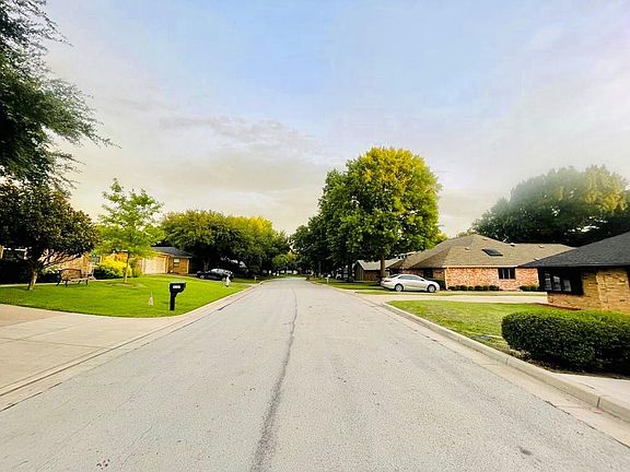 4th image of 4506 Branchview Dr