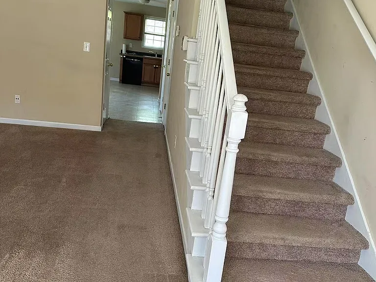 148 Milford Dr — Photo 16