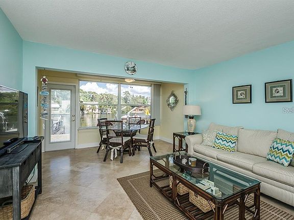 4th image of 587 Westwinds Dr #587