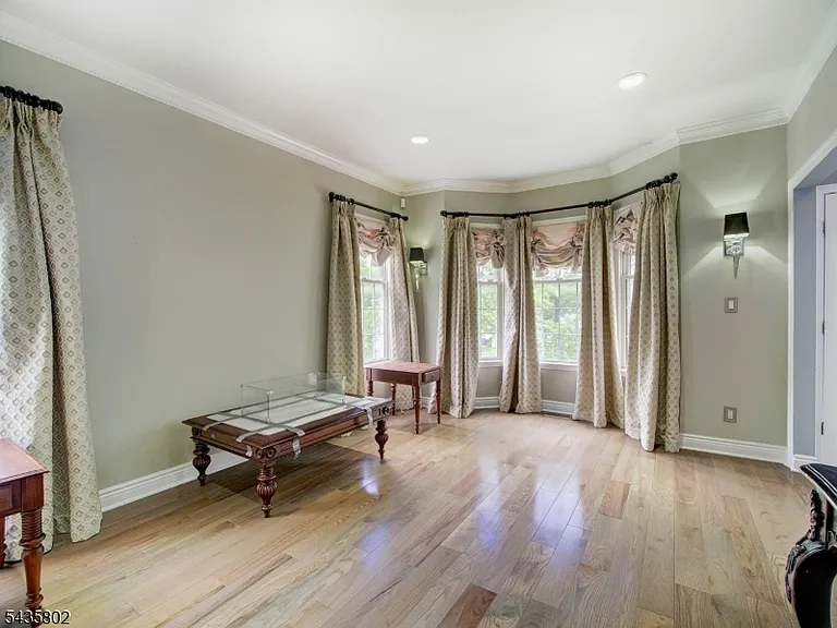 14 Hemingway Dr — Photo 6