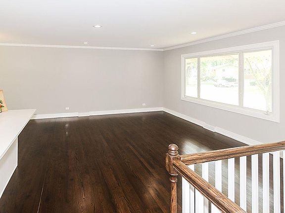 3rd image of 254 N Morris Dr