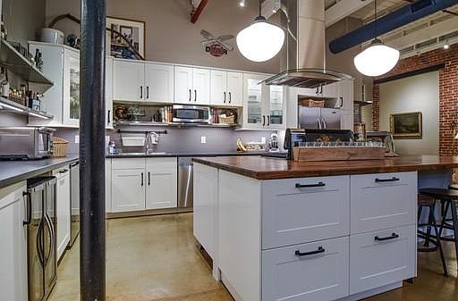 4th image of 406 Lincoln St Unit 304