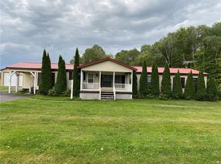 160 Hong Kong Rd, Parish, NY 13131