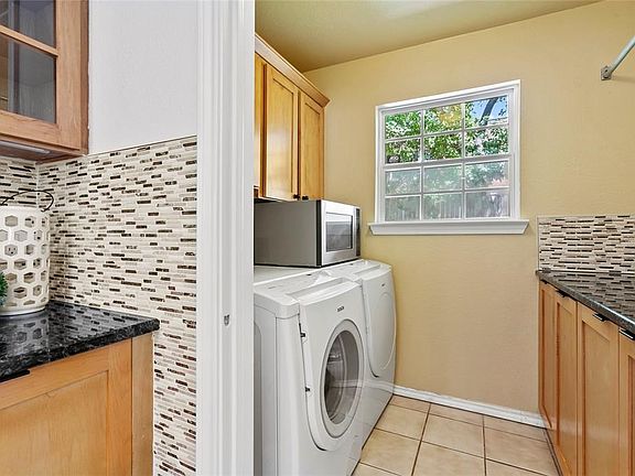 5th image of 1547 Kings Hwy