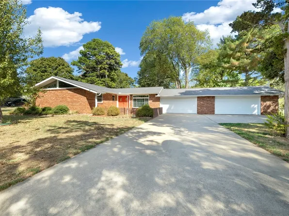 509 Catlett St, Prairie Grove, AR 72753