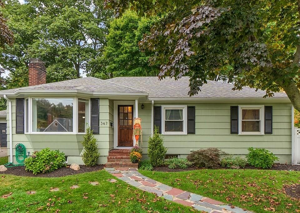 347 Cedar Brook Rd, Lynn, MA 01904 Zillow