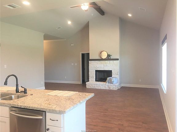 5th image of 4002 Lodge Creek Ct