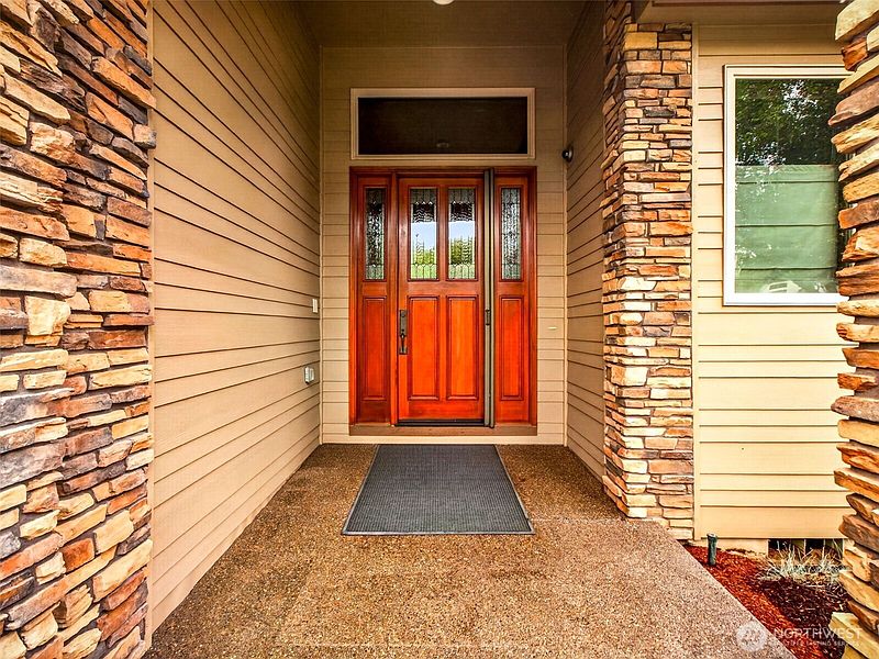 3rd image of 1005 SE 201st Court