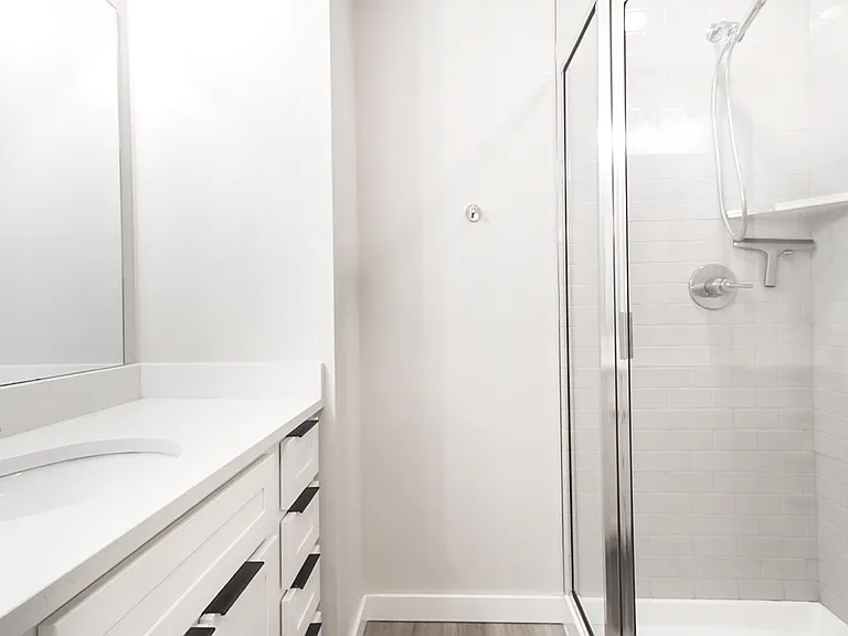 1631 NW 21st St #5 — Photo 13