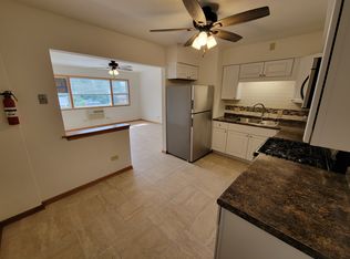 1244 Main St #O, Antioch, IL 60002