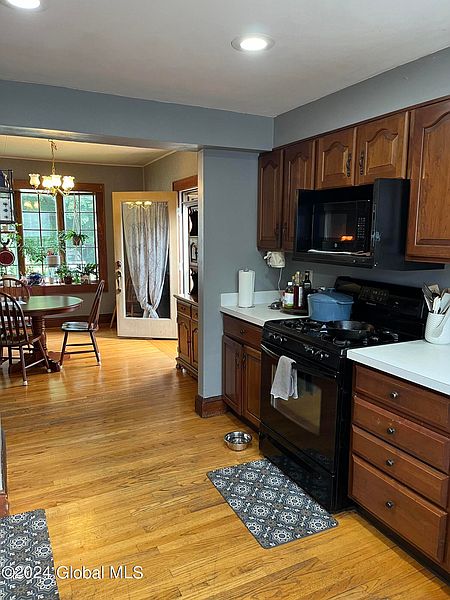 3rd image of 4 Sarver Street