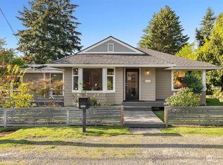 1400 N 95th St, Seattle, WA 98117