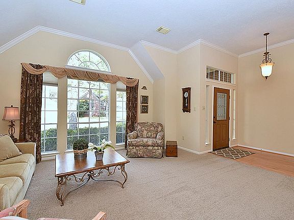 5th image of 17211 Crown Meadow Ct