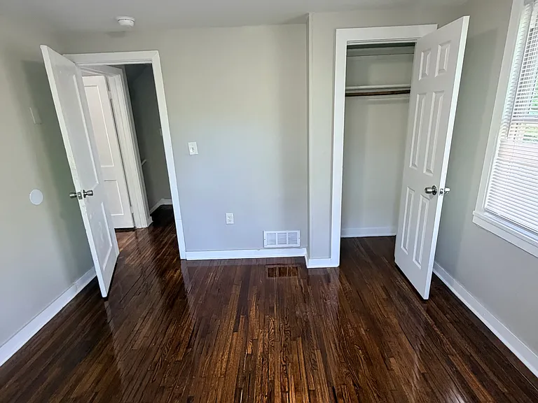 12 Hilltop Rd #1R — Photo 10