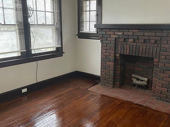 5th image of 3412 Evanston Ave #2