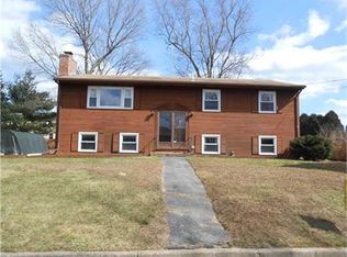 113 Setian Ln, West Warwick, RI 02893
