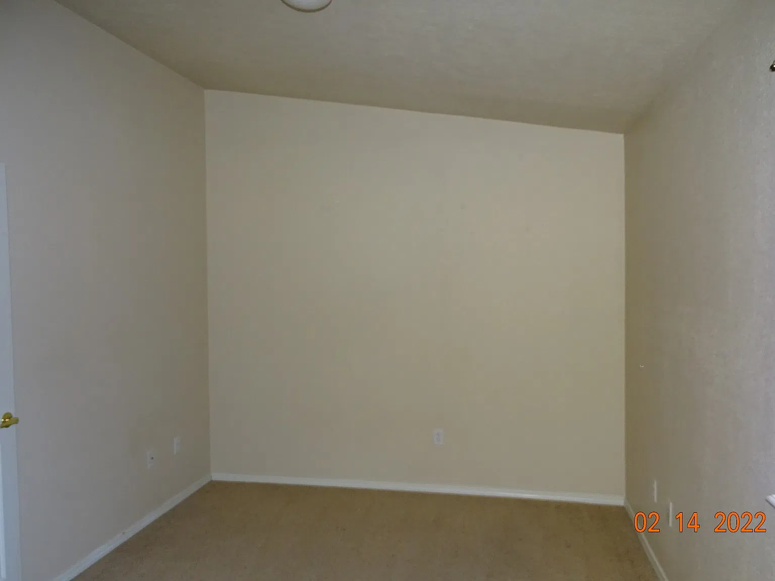 2 bed, 1.5 bath, $1,400 — Photo 4