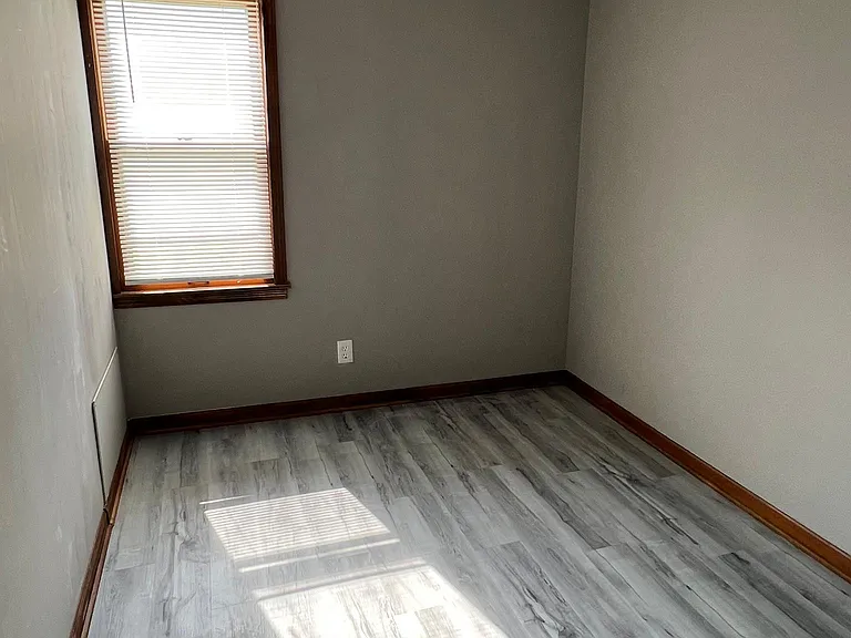 4217 Booth St — Photo 5