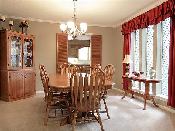4th image of 14618 Sunny Grove Dr