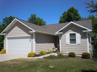 21378 Creekside Dr #10, Sturgis, MI 49091