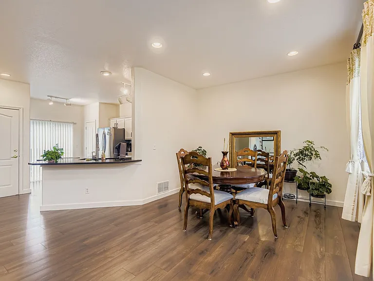 18182 E Colgate Pl — Photo 4
