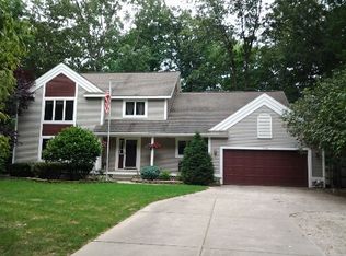 15300 Hickory St, Spring Lake, MI 49456