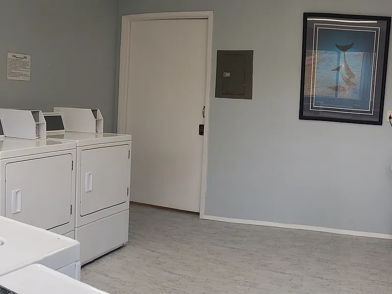 Vista Del Rio Apartments — Photo 28
