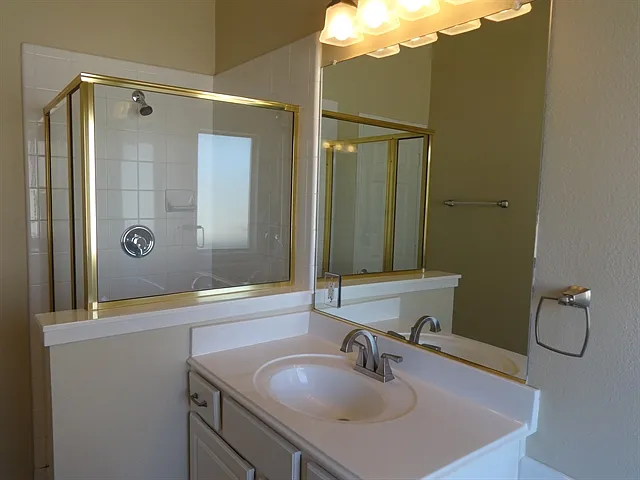 1220 Ridgeway Dr — Photo 10