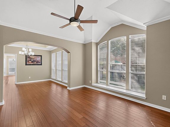 5th image of 713 Mockingbird Ct