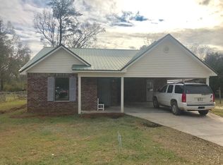 1424 E Fairview Dr, Waynesboro, MS 39367