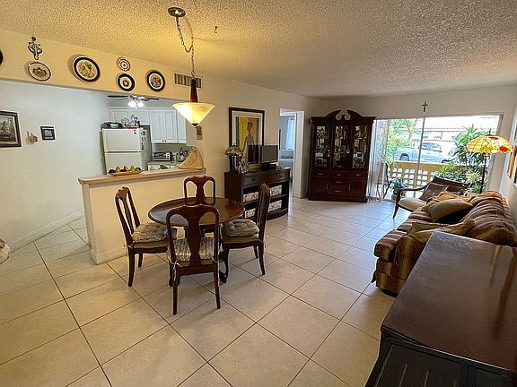 2nd image of 9735 Fontainebleau Blvd #G112