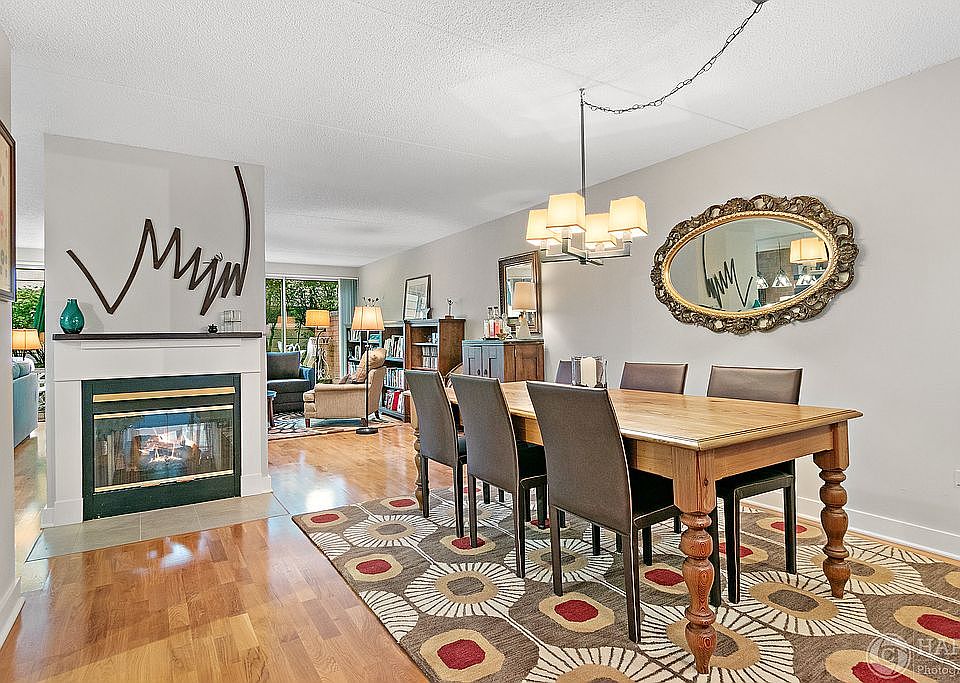 1st image of 2562 Wellington Ct