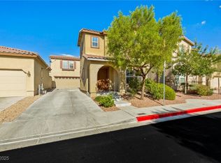 624 Monument Point St, Henderson, NV 89002