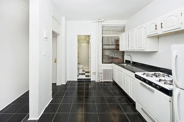 Rented by NOVO | media 10