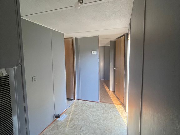 5th image of 85 Fowler Cir