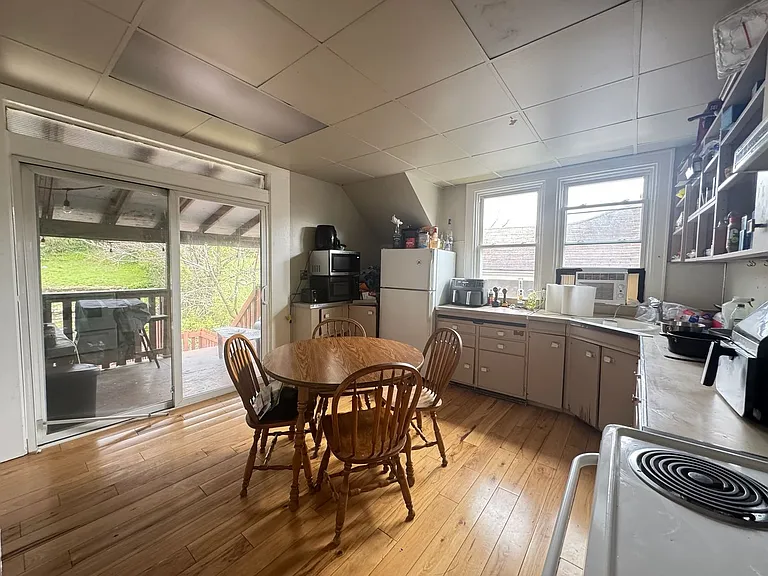350 Probasco St — Photo 22