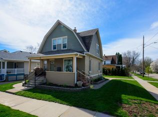 23 W Bent Ave, Oshkosh, WI 54901