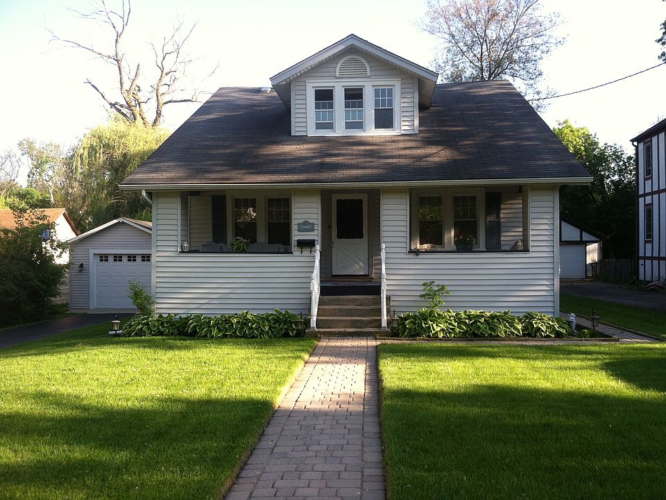 1st image of 339 W Eugenia St