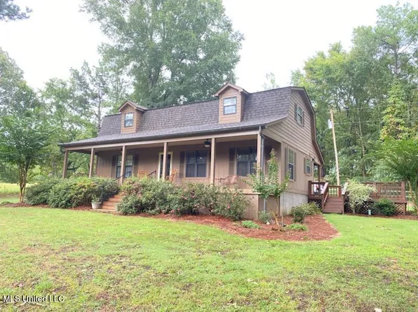 85 Linwood Rd, Senatobia, MS 38668