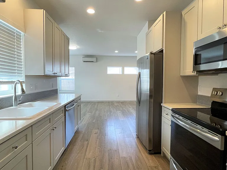 5899 N Lakeshore Way — Photo 22