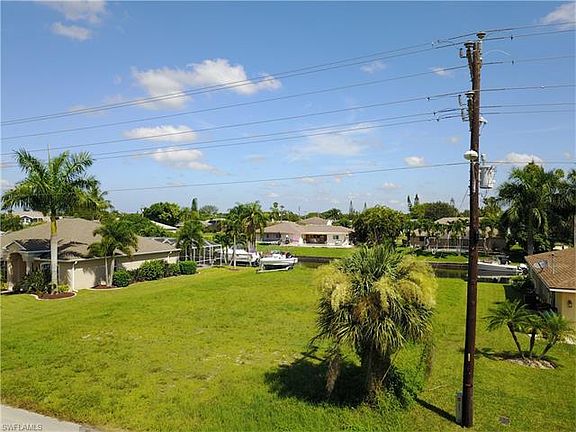 2nd image of 253 SW 40th St