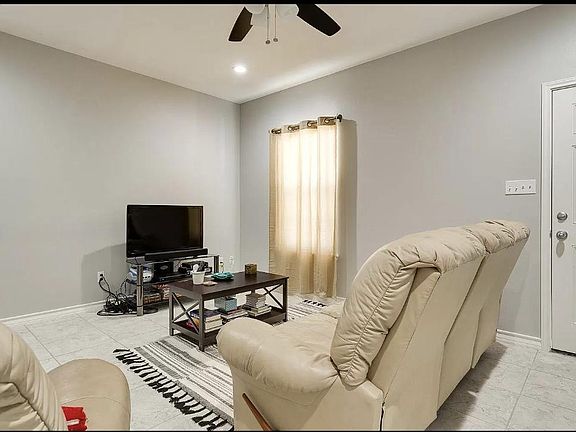 5th image of 20434 Westfield Dr #3